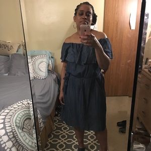 Meet your Posher, Angela